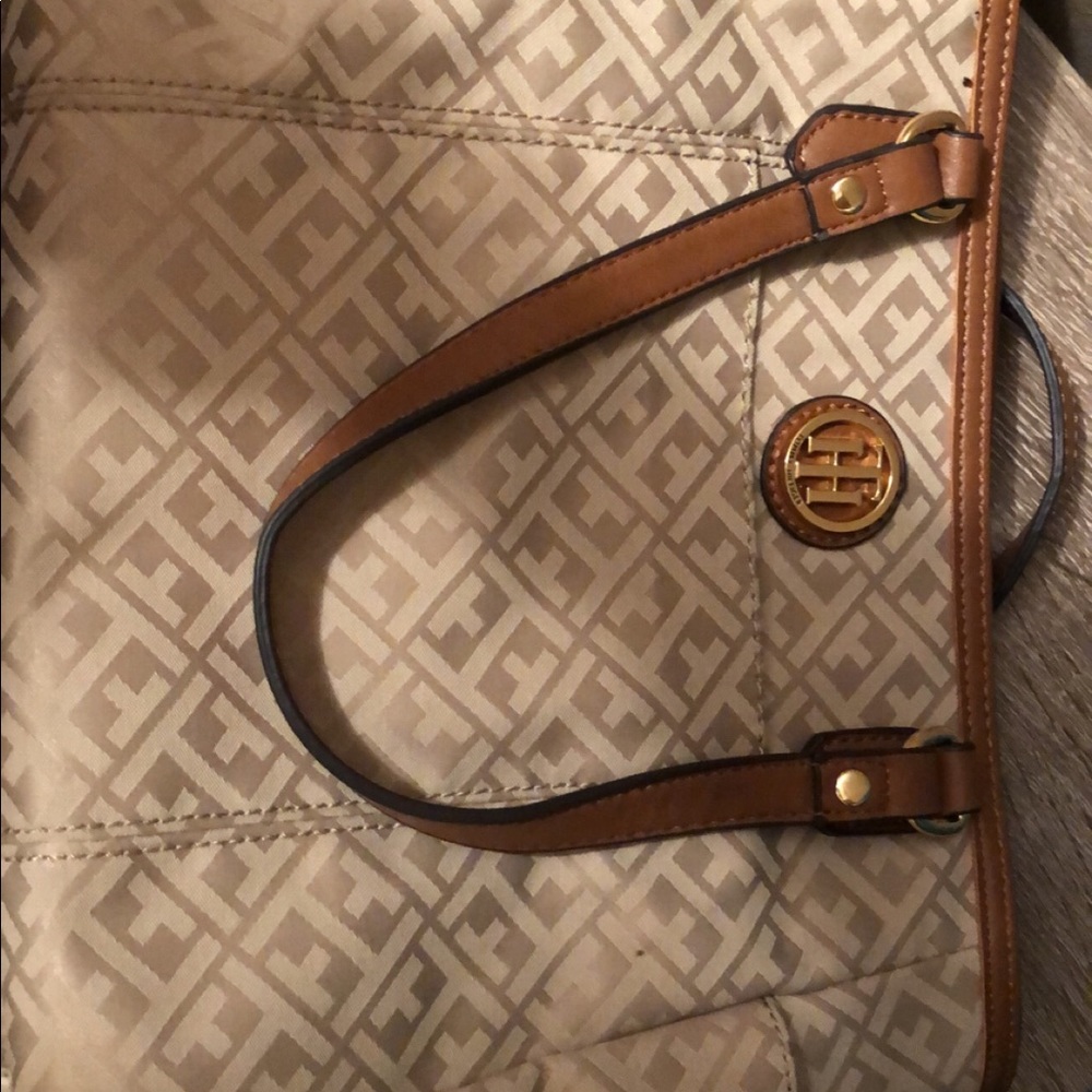 Tommy Hilfiger purse